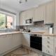Wokingham - Three Bed House - Parking, Winnersh (fotografie 10)
