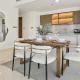 Luxe 2Br Beachfront Apartment with Sea and Palm Views, Dubaï - Photo 6