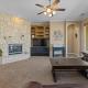 Spacious 4BR 3BA Home KING Suite Pool Sleeps 8, Bakersfield - Fotografie 3