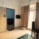 Swimming Pool with Full Equipped Studio Apartment Noida - Photo 7