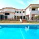 Family Villa with Pool & Huge Garden - Arrábida Trails & Beaches Nearby