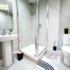3 Bedroom Apt By ThreeThreeThreesProperty Short Lets & Serviced Accommodation Leeds With Wi-Fi & Parking - Photo 3