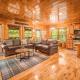 Bear Path Lodge - HotTub, Pool Table, Arcade Machine, Fireplace - Minutes to Downtown Gatlinburg, Gatlinburg - Fotografie 7