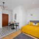 Atmospheric Studio with Terrace and Parking by Noclegi Renters, Varsavia - Foto 5