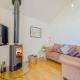 2 Bed in Montgomery 83244 Llandyssil - Zdjęcie 3