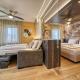 City CENTRAL Apartment - Attico Porto Brenzone -lakefront rooftop terrace, Brenzone sul Garda (fotografie 10)
