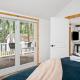 Backwoods Cottage on Arbutus Lake Traverse City - Fotografie 3