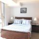 Cosy 1BR Uptown BGC with Balcony and Swimming Pool, Manille - Photo 5