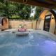 Paddock Pod - Sleeps 4 & Roofed Over Private Hot Tub & NEW SAUNA Burnfoot - Photo 2