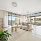 FIRST CLASS 2BR Timeless Vibes & Pool View, Dubaj - Zdjęcie 3