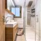 Panorama View Apt with Jacuzzi by 8essentially, Daratso (photo 9)