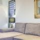 Panorama View Apt with Jacuzzi by 8essentially, Daratso (photo 7)