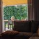 Holiday Home in Quiet Park with Garden, Wemeldinge (foto 9)