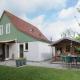Holiday Home in Quiet Park with Garden, Wemeldinge