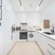 Vibrant 1-Bedroom in JVC Sleeps 4 with balcony, Dubai - Foto 6