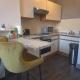 1 Bed Apartment - Sleeps 4 - City Centre Wolverhampton - Foto 8