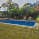 3 Bdrm home,pool, BBQ , fireplace Great for a weekend of fun or family retreat, Croydon - Fotografie 3