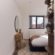 The Harlesden Place - Modern 3BDR Flat with Balcony, London - Photo 10