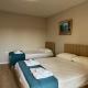 Stylish Renovated Flat with 2 Balconies & Great Natural Light, Tirana - Photo 4