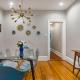 Mid-Century Marvel Steps from Restaurants Bars and Markets 3BR & 2BA, Washington - Foto 7