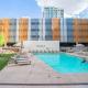 Striking 2BD - CDT- Gym, Pool, Parking - Sleep8, Phoenix - Fotografie 6