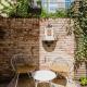 Private Beautiful Townhome w Zen Garden, New York - Photo 8