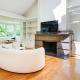 18 Mi to Boston - Stylish Unit in Upscale Enclave!, Weston (fotografie 4)