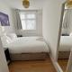 Bright 2BR Flat in West London with Outdoor Space, Londyn - Zdjęcie 3