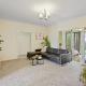 Queen Bed Shared Bath, 5BR Home In Beenleigh For 2 Bedroom1 - Foto 4