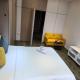 Scarletz Suites Klcc by Signature Apartment, Куала-Лумпур - Фото 10