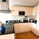 Flat in Arsenal Islington Central London, London - Photo 2