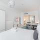 Chic Studio in Palm Jumeirah Sleeps 2 with Balcony, Dubaï - Photo 7