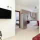 GuestHost - Bright Apartment near MM2 Lambrate, Milan - Photo 2