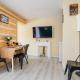 Apartment with Parking close to the Krupówki by Noclegi Renters, Zakopane - Photo 10
