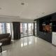 Spacious 1BR with kitchen, Pool, Near Beach, Bars & Eats,gym near by, Pattaya South - Fotografie 3