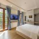 Jana Hotel & Apartment - Firework & Aquatopia Water Park, Phu Quoc