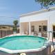 Bright 3BDR House with Pool by Lovelystay, Portimão - Fotografie 1