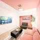 Relaxed and Cozy Poolside Studio - LOU2 - BUR, Burbank (fotografie 8)