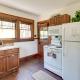 Hike and Explore Mountain-View Escape in Candler, Candler (Foto 6)