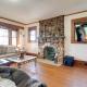 Hike and Explore Mountain-View Escape in Candler, Candler (Foto 10)