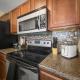 Up to 10 Guests - King Bed, Austin