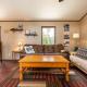 Zig Zag Retreat, Cozy, Pet-Friendly Escape Near Lakes, and Rocky Mountain National Park, Grand Lake