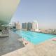 Luxury Studio l Jacuzzi & Tranquil Canal View, Dubaï - Photo 2