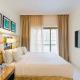 Spacious & Elegant 2BR Retreat - Business Bay, Dubaï - Photo 2