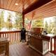 Pine View Cabin Retreat, Hot Tub, Walk Out Patio, Duck Creek Village - Fotografie 4