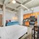 Studio at Superior l Downtown l Parking l Café, Cleveland - Photo 2