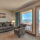 Family Suite - Sleeps Six - Ocean View & Beach Access - Pool & Hot Tub