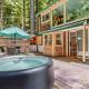 Redwood Cabin with Hot Tub Canyon View and Dogs OK