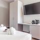 Luxury King Apartment with balcony Near Vatican - City View by Quinto Piano, Rome - Photo 4