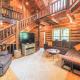 Lakeside Cabin - 2 Fireplaces-Hot Tub-Game Room, Swiss (zdjęcie 9)